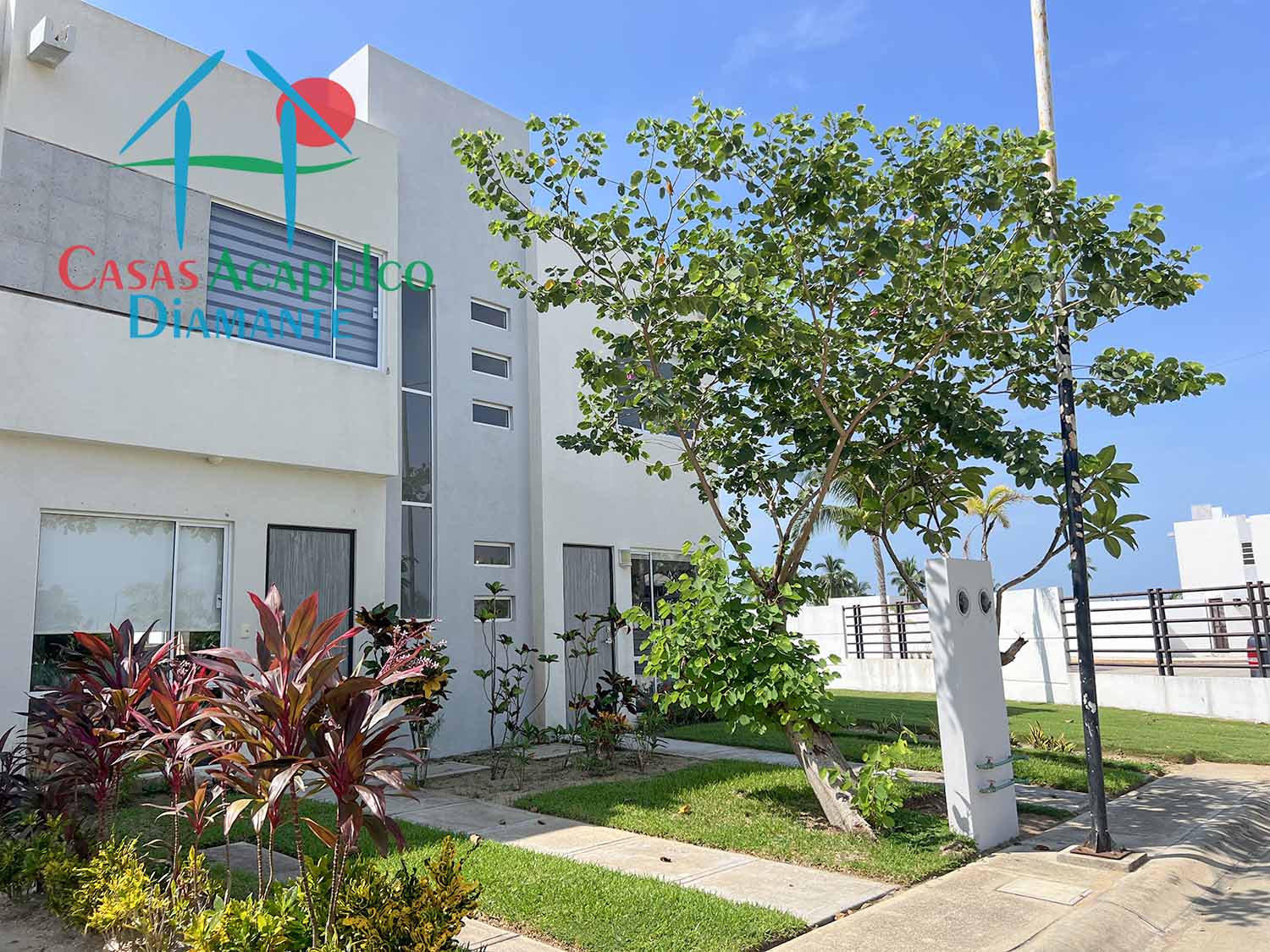 Puerta al Sol Casa Muestra Ciprés - Fachada 3